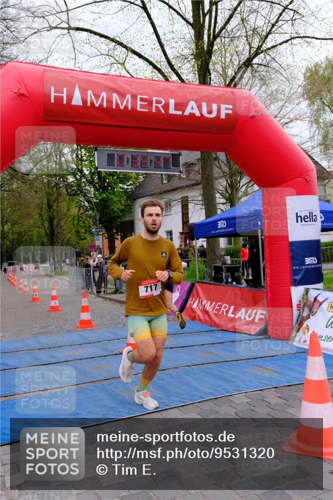 19.04.2026 - Hammer Lauf Tim E. http://msf.ph/oto/9531320 19.04.2026 10:24:55 Ziel 219, 220, 576, 717, 989 meine-sportfotos.de
