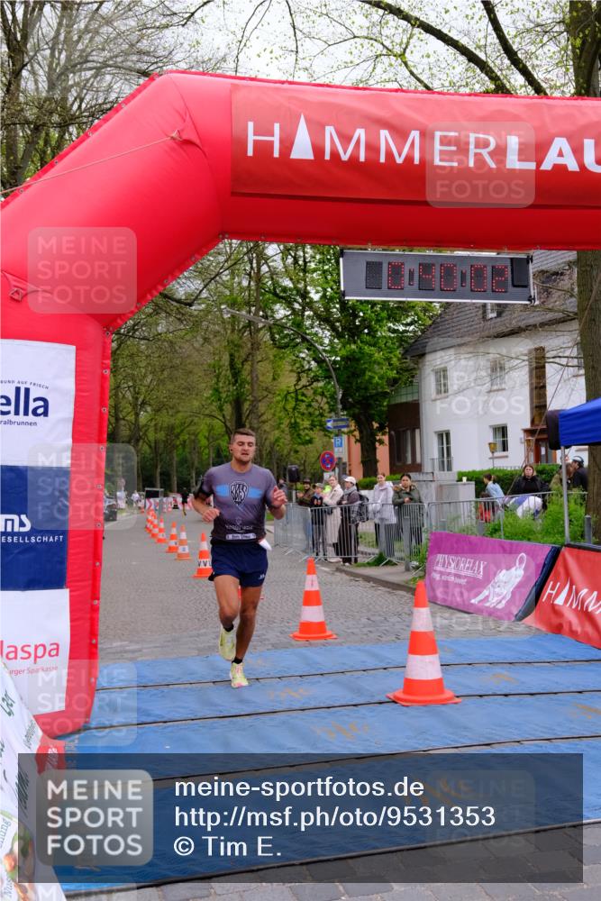 19.04.2026 - Hammer Lauf Tim E. http://msf.ph/oto/9531353 19.04.2026 10:25:10 Ziel 106, 113, 784, 1917 meine-sportfotos.de