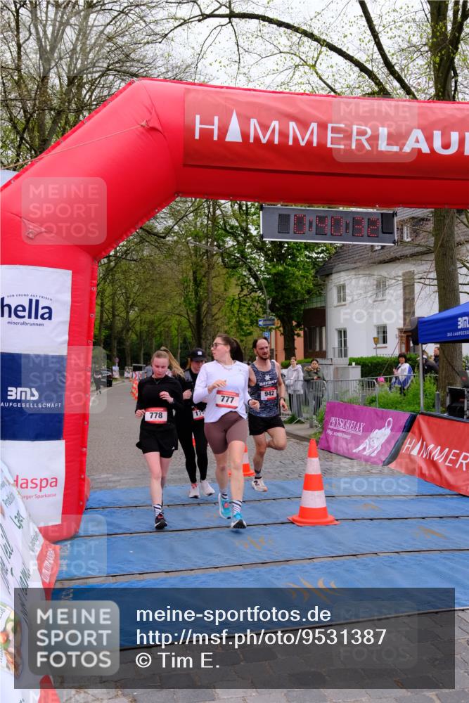 19.04.2026 - Hammer Lauf Tim E. http://msf.ph/oto/9531387 19.04.2026 10:25:40 Ziel 243, 777, 778, 942, 1157 meine-sportfotos.de