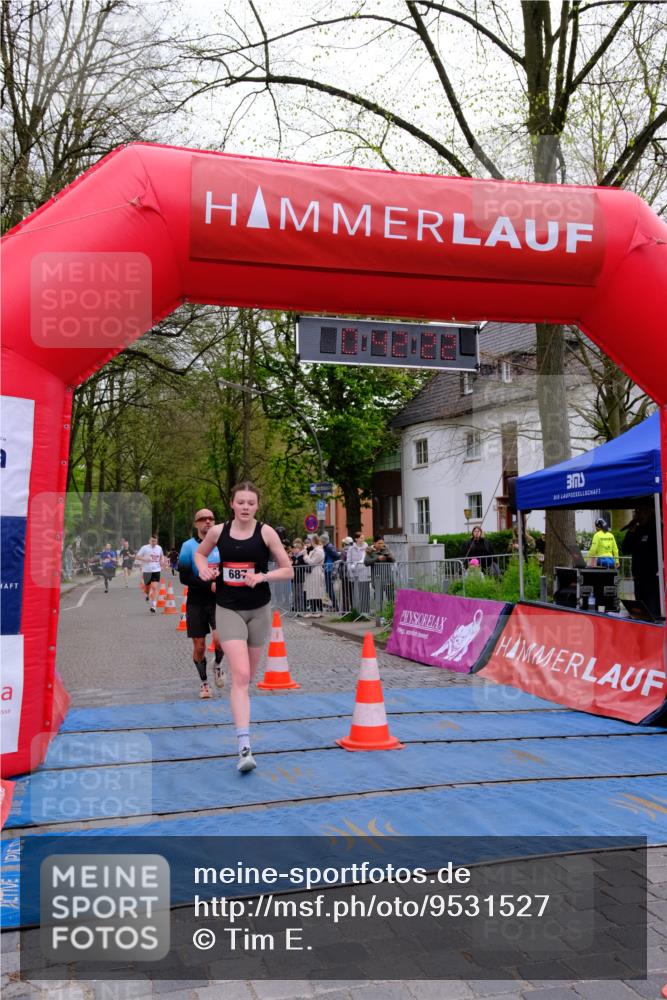 19.04.2026 - Hammer Lauf Tim E. http://msf.ph/oto/9531527 19.04.2026 10:27:30 Ziel 687, 858, 922, 1724 meine-sportfotos.de