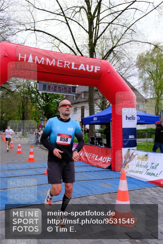 19.04.2026 - Hammer Lauf Tim E. http://msf.ph/oto/9531545 19.04.2026 10:27:32 Ziel 296, 687, 858, 922, 1641, 1724 meine-sportfotos.de