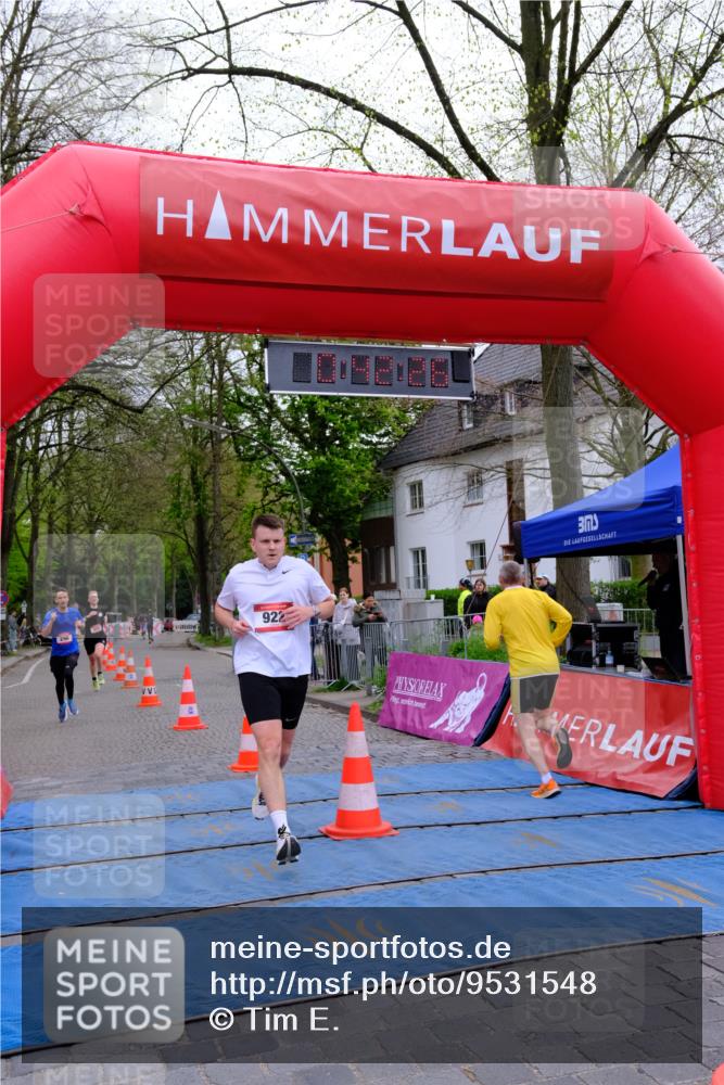 19.04.2026 - Hammer Lauf Tim E. http://msf.ph/oto/9531548 19.04.2026 10:27:34 Ziel 296, 355, 687, 858, 922, 999, 1641, 1724 meine-sportfotos.de