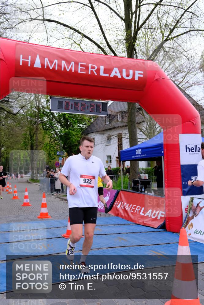 19.04.2026 - Hammer Lauf Tim E. http://msf.ph/oto/9531557 19.04.2026 10:27:34 Ziel 296, 355, 687, 858, 922, 999, 1641, 1724 meine-sportfotos.de