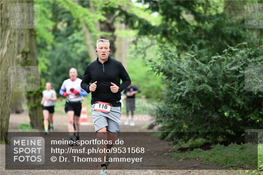 19.04.2026 - Hammer Lauf Dr. Thomas Lammeyer http://msf.ph/oto/9531568 19.04.2026 10:09:15 Laufen 110 meine-sportfotos.de