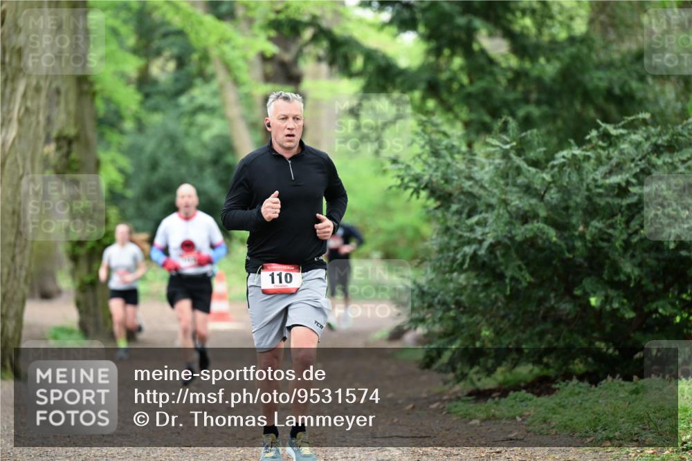 19.04.2026 - Hammer Lauf Dr. Thomas Lammeyer http://msf.ph/oto/9531574 19.04.2026 10:09:15 Laufen 110 meine-sportfotos.de