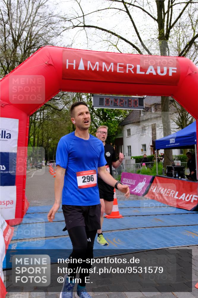 19.04.2026 - Hammer Lauf Tim E. http://msf.ph/oto/9531579 19.04.2026 10:27:37 Ziel 296, 355, 922, 999, 1641, 1724 meine-sportfotos.de