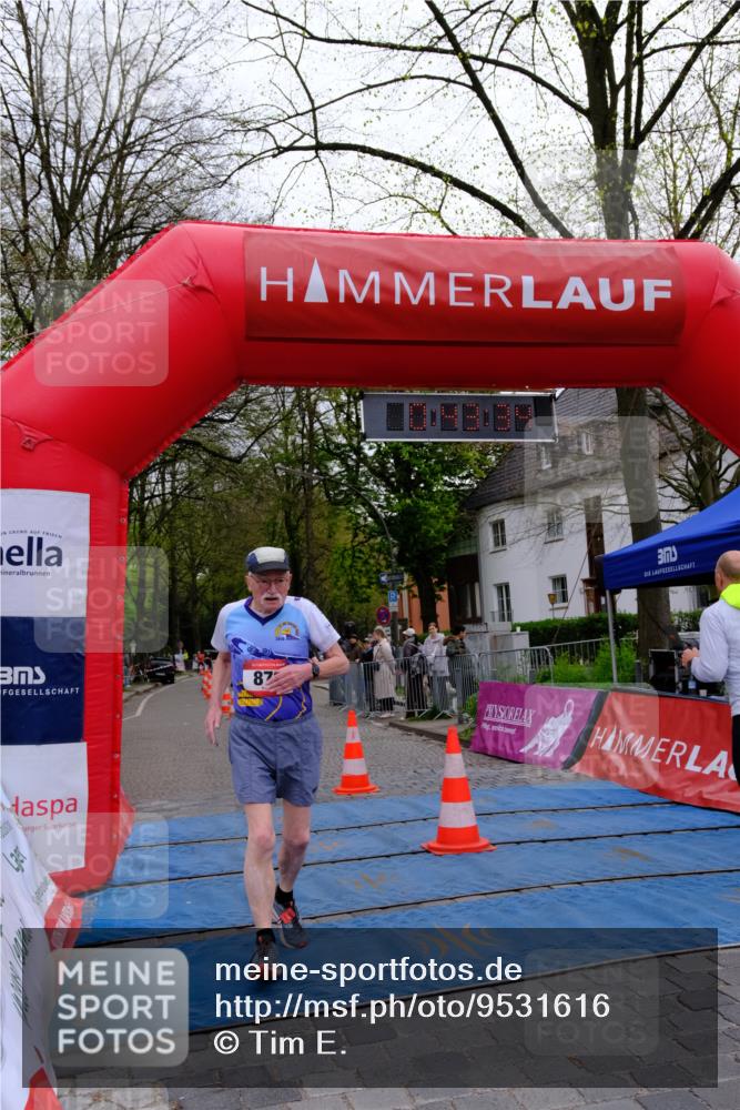 19.04.2026 - Hammer Lauf Tim E. http://msf.ph/oto/9531616 19.04.2026 10:28:42 Ziel 102, 319, 774, 792, 872, 879 meine-sportfotos.de
