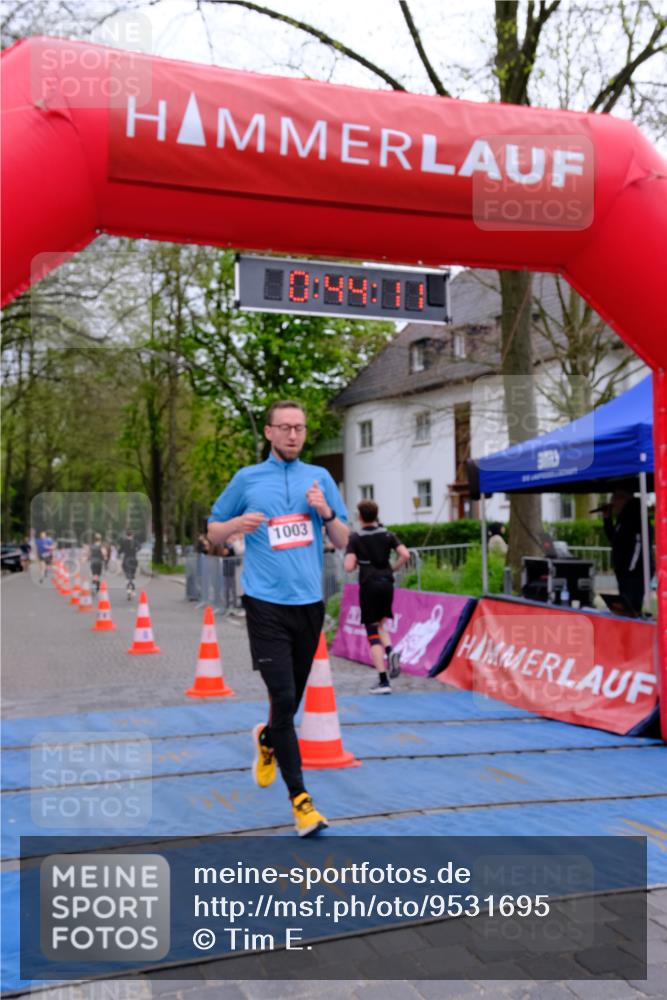 19.04.2026 - Hammer Lauf Tim E. http://msf.ph/oto/9531695 19.04.2026 10:29:19 Ziel 405, 610, 1002, 1003, 1762, 1866 meine-sportfotos.de
