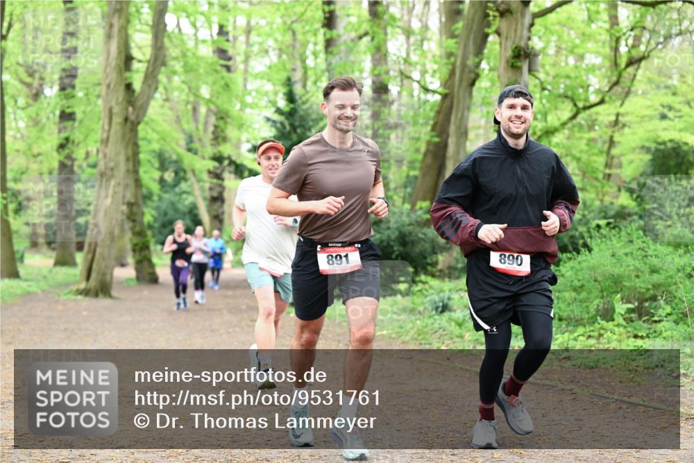 19.04.2026 - Hammer Lauf Dr. Thomas Lammeyer http://msf.ph/oto/9531761 19.04.2026 10:09:42 Laufen 891, 890 meine-sportfotos.de