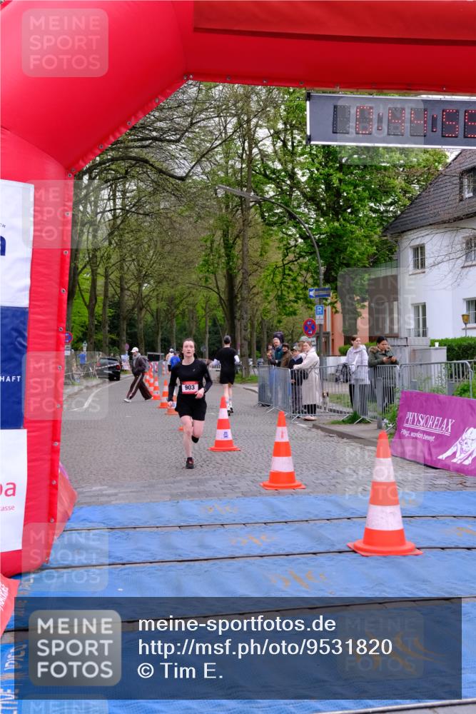 19.04.2026 - Hammer Lauf Tim E. http://msf.ph/oto/9531820 19.04.2026 10:30:02 Ziel 431, 903 meine-sportfotos.de