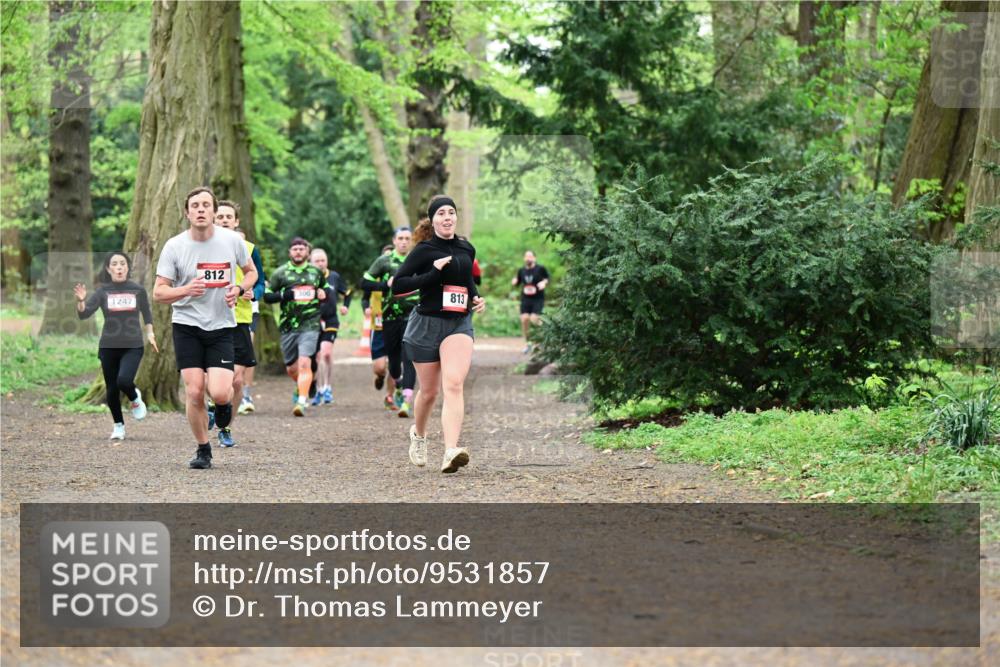 19.04.2026 - Hammer Lauf Dr. Thomas Lammeyer http://msf.ph/oto/9531857 19.04.2026 10:09:57 Laufen 1247, 812, 300, 813 meine-sportfotos.de