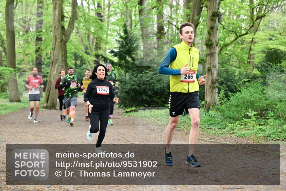 19.04.2026 - Hammer Lauf Dr. Thomas Lammeyer http://msf.ph/oto/9531902 19.04.2026 10:10:03 Laufen 300, 329, 1247, 266 meine-sportfotos.de