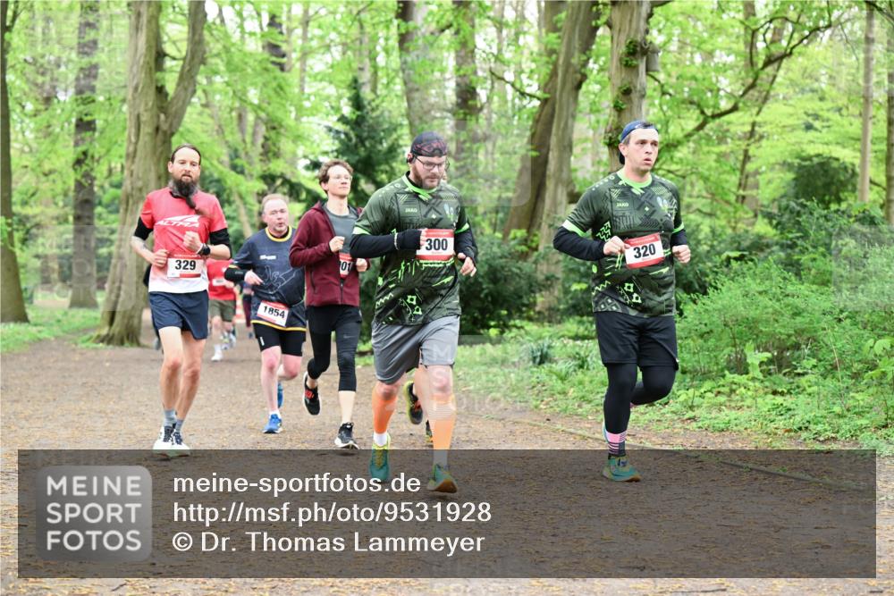 19.04.2026 - Hammer Lauf Dr. Thomas Lammeyer http://msf.ph/oto/9531928 19.04.2026 10:10:06 Laufen 329, 1854, 300, 320 meine-sportfotos.de