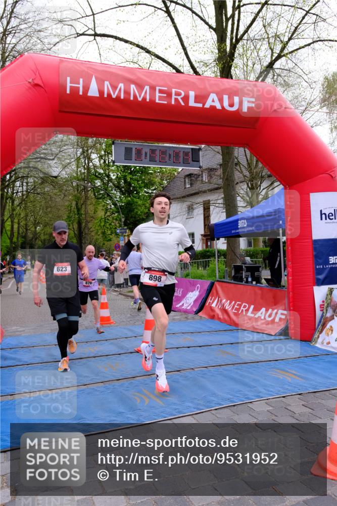 19.04.2026 - Hammer Lauf Tim E. http://msf.ph/oto/9531952 19.04.2026 10:31:11 Ziel 199, 348, 375, 623, 876, 898, 1859 meine-sportfotos.de