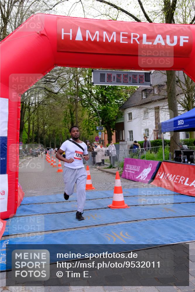19.04.2026 - Hammer Lauf Tim E. http://msf.ph/oto/9532011 19.04.2026 10:31:57 Ziel 1276, 1900, 1901 meine-sportfotos.de