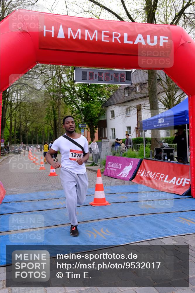 19.04.2026 - Hammer Lauf Tim E. http://msf.ph/oto/9532017 19.04.2026 10:31:57 Ziel 1276, 1900, 1901 meine-sportfotos.de