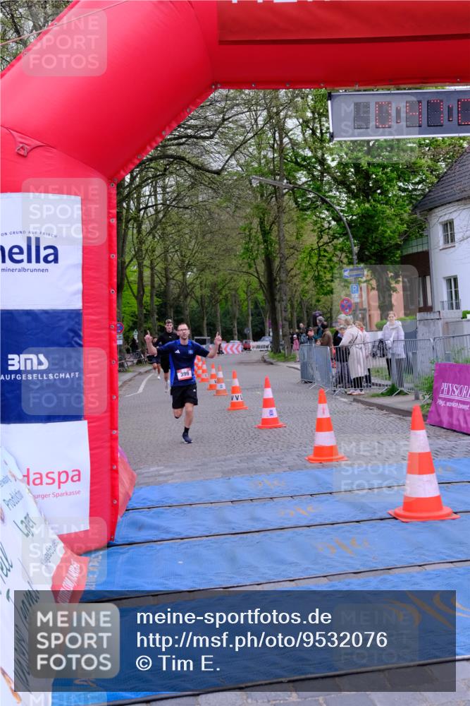 19.04.2026 - Hammer Lauf Tim E. http://msf.ph/oto/9532076 19.04.2026 10:32:15 Ziel 399, 505, 585, 916, 996 meine-sportfotos.de
