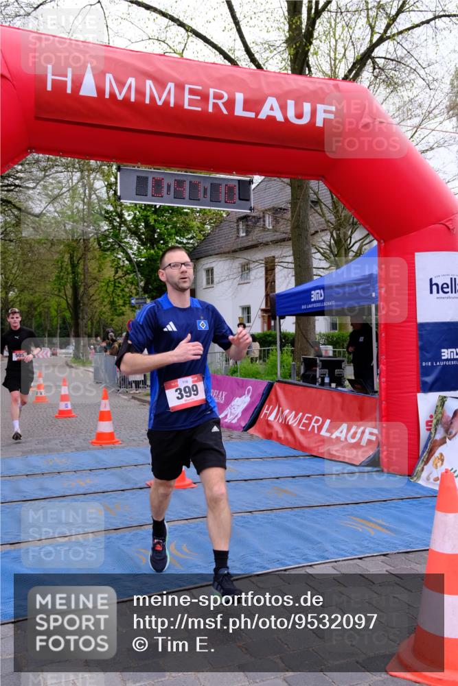 19.04.2026 - Hammer Lauf Tim E. http://msf.ph/oto/9532097 19.04.2026 10:32:18 Ziel 399, 505, 585, 966, 996, 1105 meine-sportfotos.de