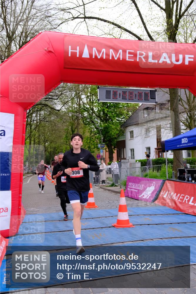 19.04.2026 - Hammer Lauf Tim E. http://msf.ph/oto/9532247 19.04.2026 10:33:15 Ziel 308, 543, 999, 1021, 1898, 1902 meine-sportfotos.de