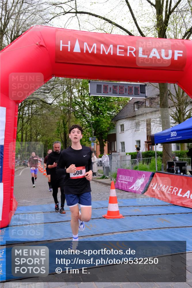 19.04.2026 - Hammer Lauf Tim E. http://msf.ph/oto/9532250 19.04.2026 10:33:15 Ziel 308, 543, 999, 1021, 1898, 1902 meine-sportfotos.de