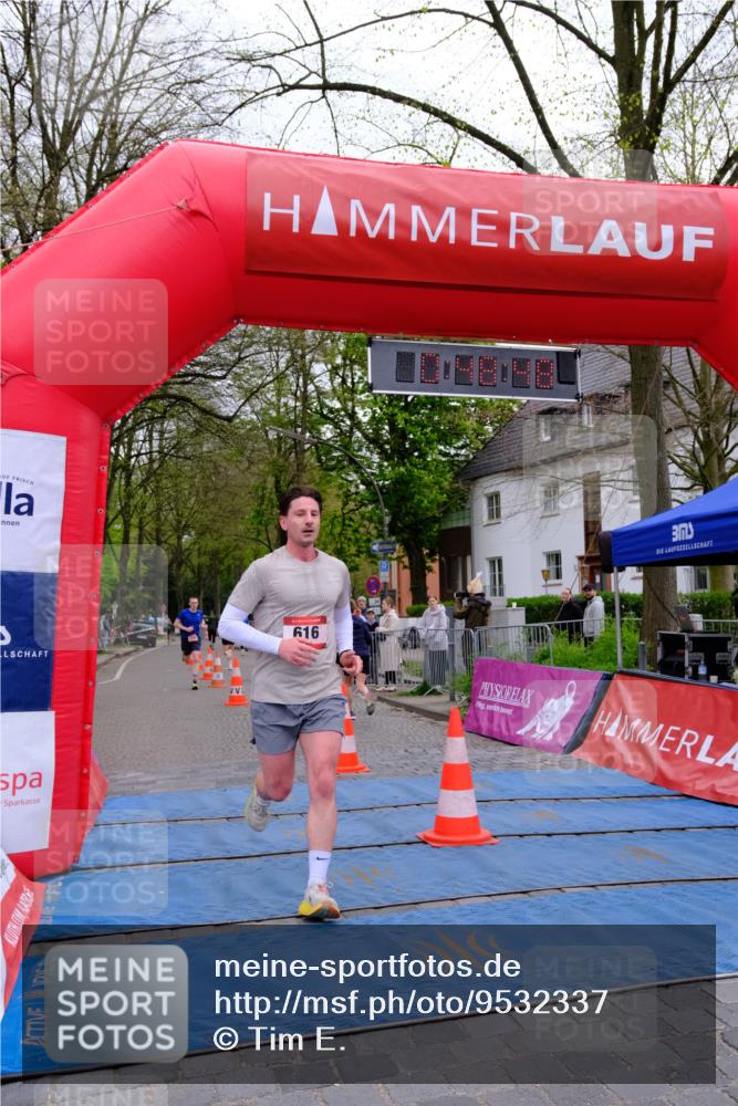19.04.2026 - Hammer Lauf Tim E. http://msf.ph/oto/9532337 19.04.2026 10:33:56 Ziel 165, 252, 323, 616, 813, 878, 1727, 1763 meine-sportfotos.de
