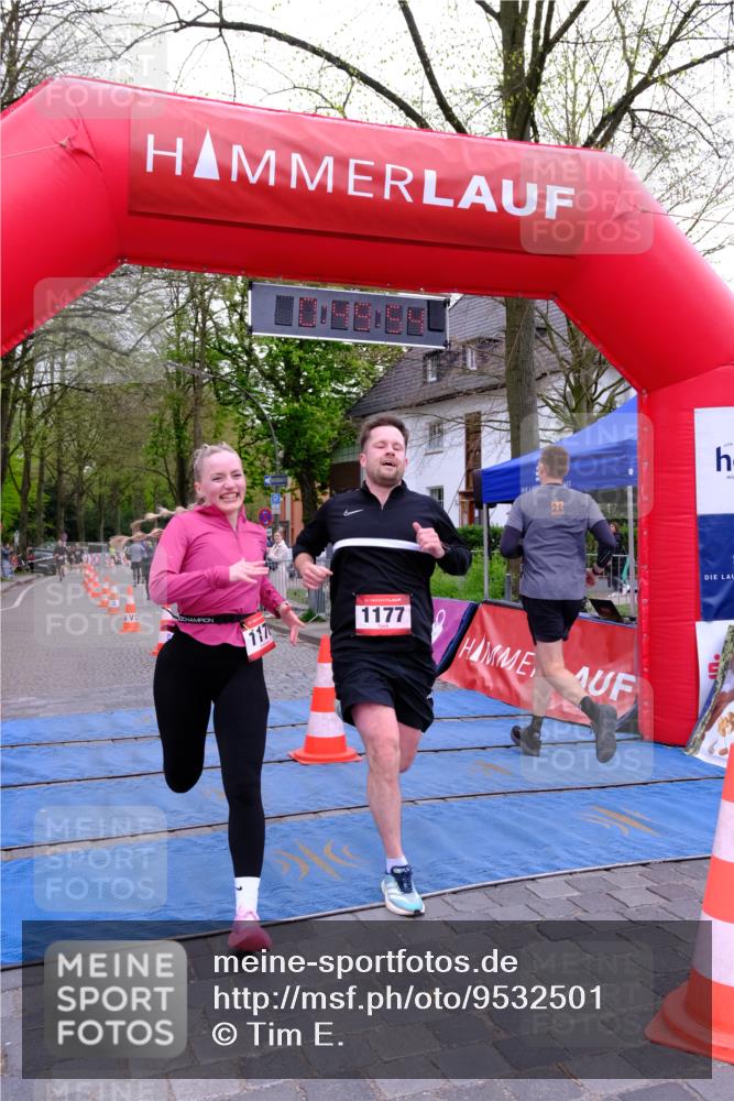 19.04.2026 - Hammer Lauf Tim E. http://msf.ph/oto/9532501 19.04.2026 10:35:02 Ziel 477, 710, 1176, 1177, 1691 meine-sportfotos.de