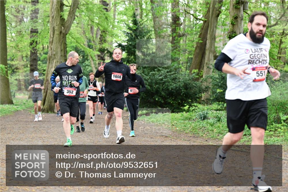 19.04.2026 - Hammer Lauf Dr. Thomas Lammeyer http://msf.ph/oto/9532651 19.04.2026 10:11:49 Laufen 1256, 2024, 2024, 352, 290, 1608, 551 meine-sportfotos.de