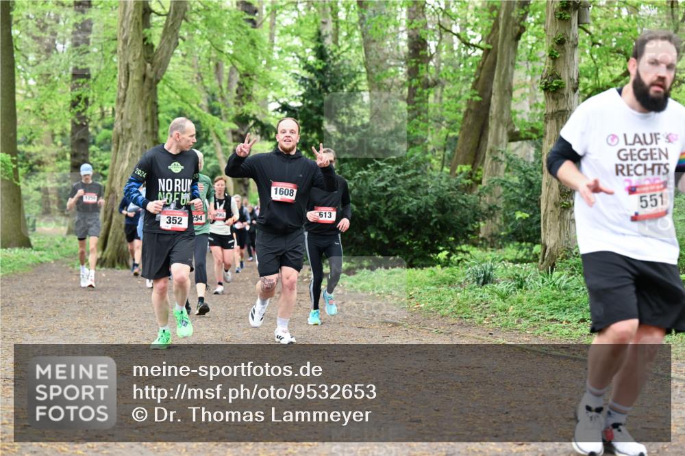 19.04.2026 - Hammer Lauf Dr. Thomas Lammeyer http://msf.ph/oto/9532653 19.04.2026 10:11:49 Laufen 1256, 2024, 352, 254, 290, 1608, 613, 551 meine-sportfotos.de