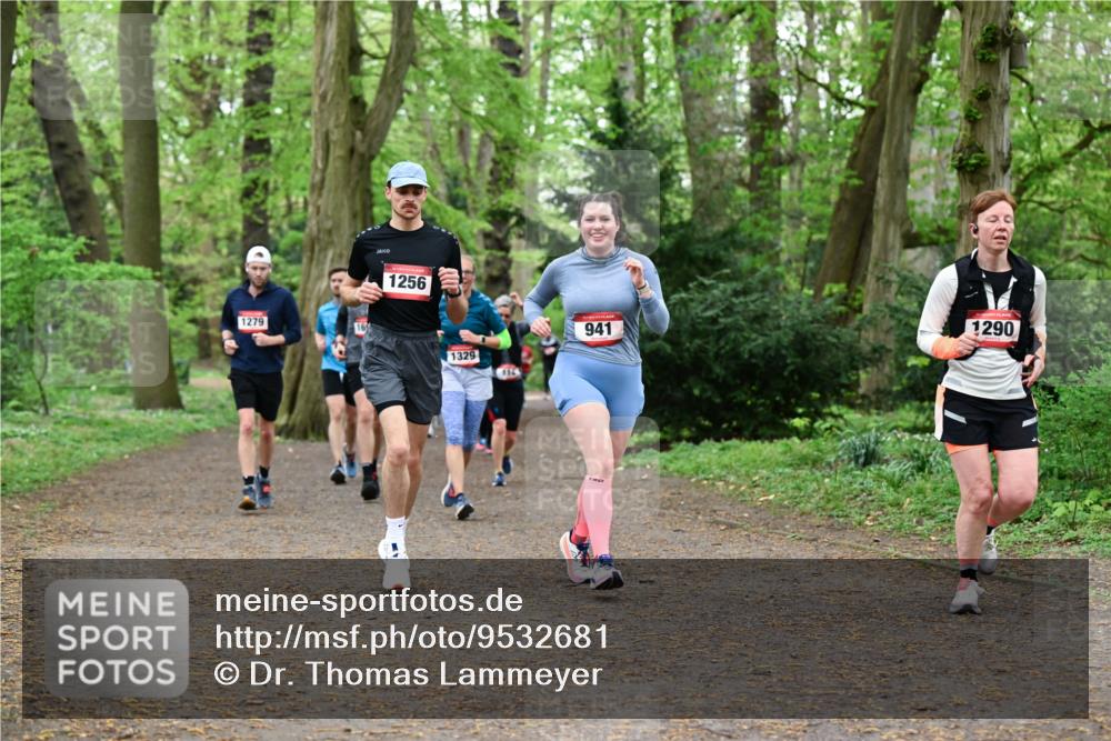 19.04.2026 - Hammer Lauf Dr. Thomas Lammeyer http://msf.ph/oto/9532681 19.04.2026 10:11:54 Laufen 1279, 1256, 1329, 941, 1290 meine-sportfotos.de
