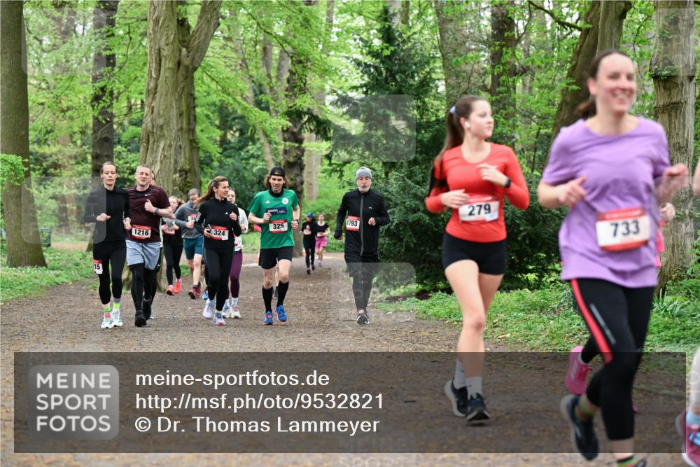 19.04.2026 - Hammer Lauf Dr. Thomas Lammeyer http://msf.ph/oto/9532821 19.04.2026 10:12:17 Laufen 1216, 324, 325, 1793, 279, 733 meine-sportfotos.de
