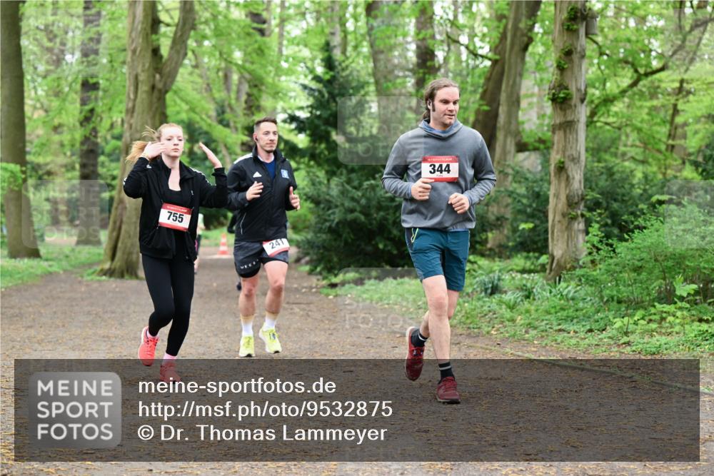 19.04.2026 - Hammer Lauf Dr. Thomas Lammeyer http://msf.ph/oto/9532875 19.04.2026 10:12:26 Laufen 755, 241, 344 meine-sportfotos.de