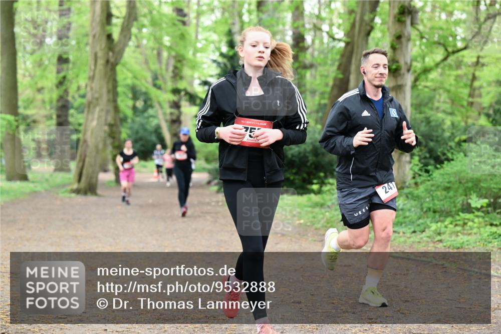 19.04.2026 - Hammer Lauf Dr. Thomas Lammeyer http://msf.ph/oto/9532888 19.04.2026 10:12:28 Laufen 241 meine-sportfotos.de