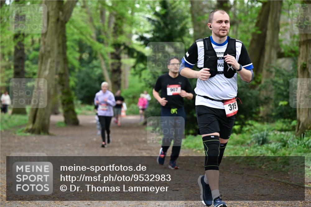 19.04.2026 - Hammer Lauf Dr. Thomas Lammeyer http://msf.ph/oto/9532983 19.04.2026 10:12:45 Laufen 907, 315 meine-sportfotos.de