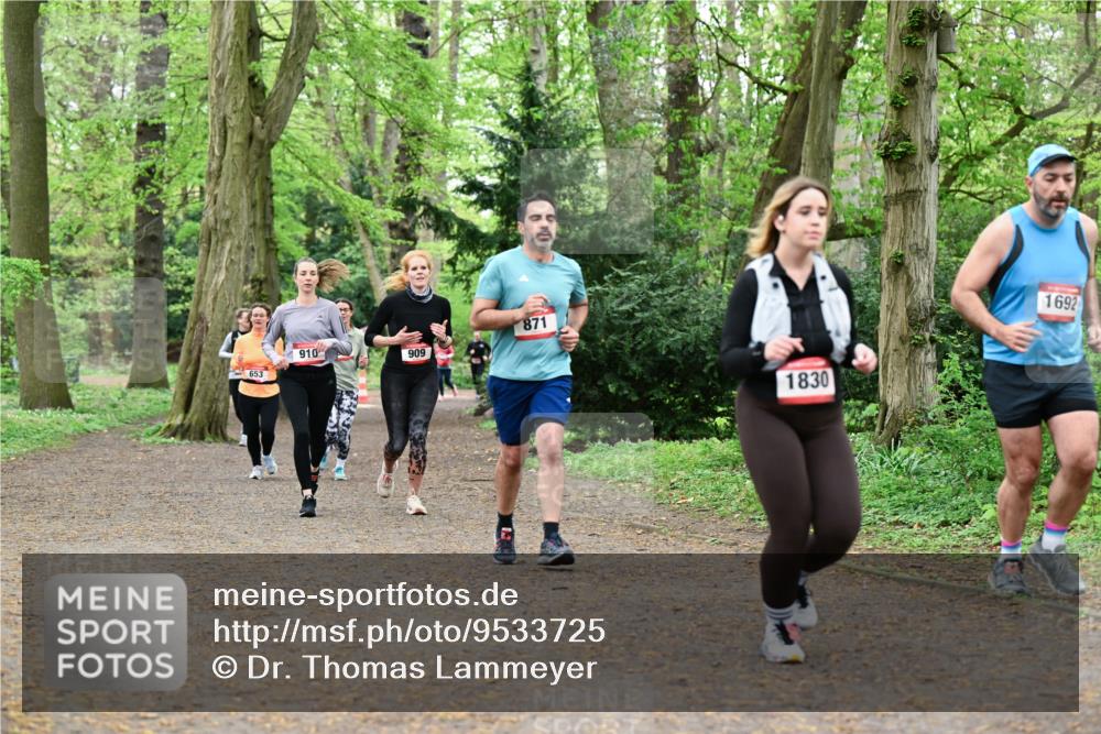 19.04.2026 - Hammer Lauf Dr. Thomas Lammeyer http://msf.ph/oto/9533725 19.04.2026 10:15:01 Laufen 653, 910, 909, 871, 1830, 1692 meine-sportfotos.de