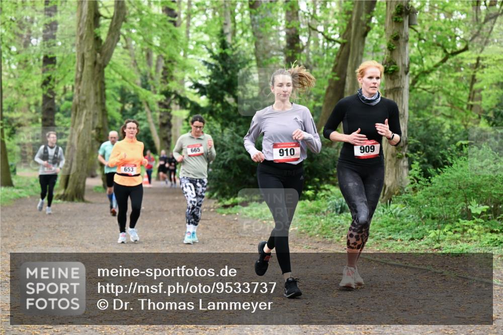 19.04.2026 - Hammer Lauf Dr. Thomas Lammeyer http://msf.ph/oto/9533737 19.04.2026 10:15:04 Laufen 653, 665, 910, 1111, 909 meine-sportfotos.de
