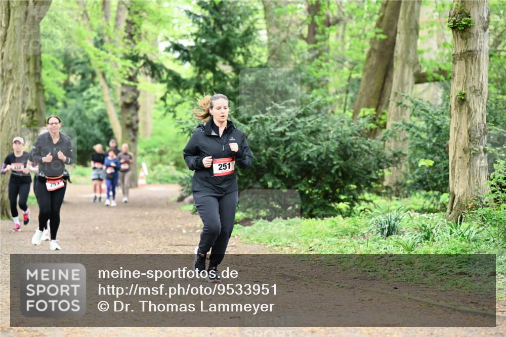 19.04.2026 - Hammer Lauf Dr. Thomas Lammeyer http://msf.ph/oto/9533951 19.04.2026 10:15:41 Laufen 253, 251 meine-sportfotos.de