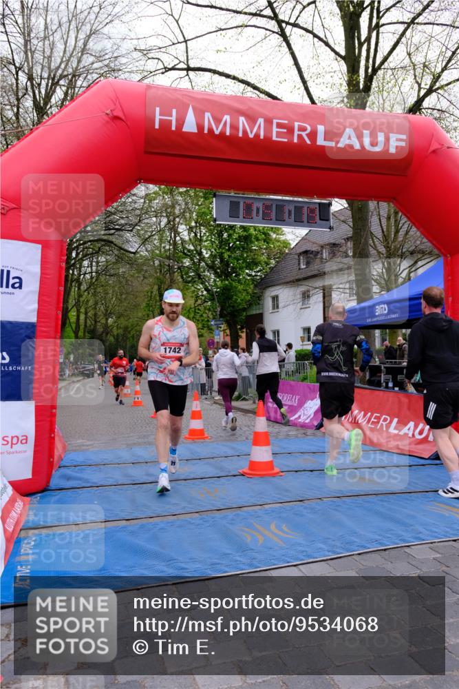 19.04.2026 - Hammer Lauf Tim E. http://msf.ph/oto/9534068 19.04.2026 10:36:27 Ziel 352, 366, 579, 733, 786, 1608, 1742, 1762, 1921 meine-sportfotos.de