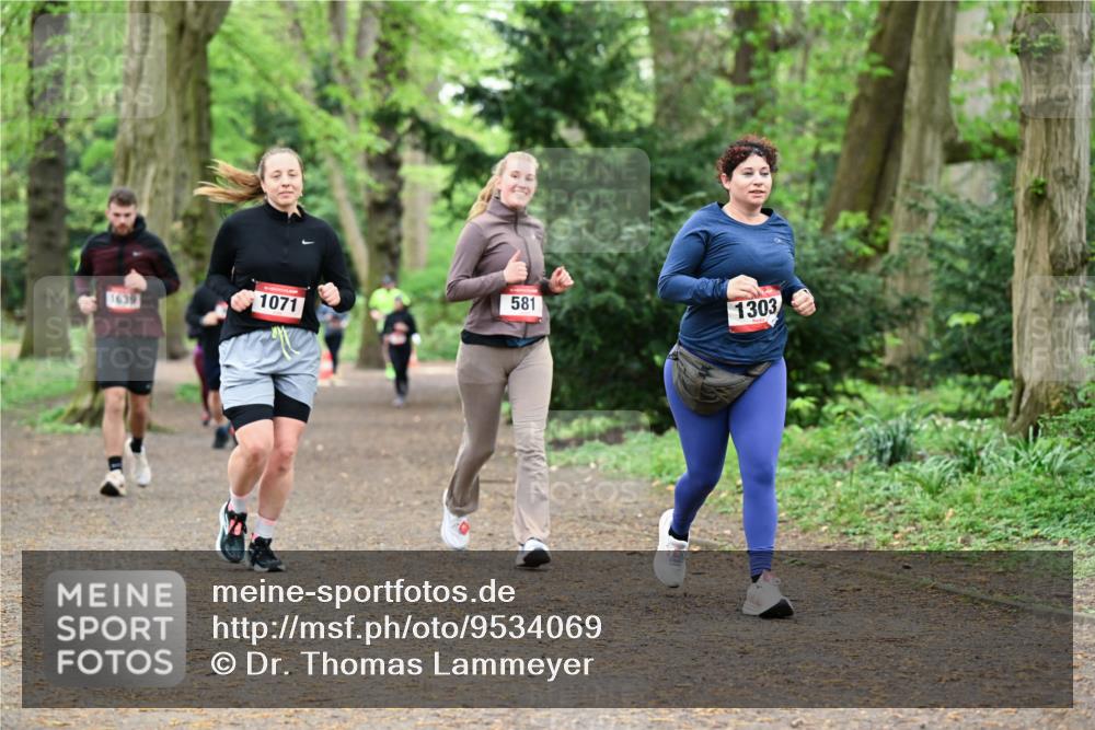 19.04.2026 - Hammer Lauf Dr. Thomas Lammeyer http://msf.ph/oto/9534069 19.04.2026 10:15:56 Laufen 581, 1639, 1071, 1303 meine-sportfotos.de