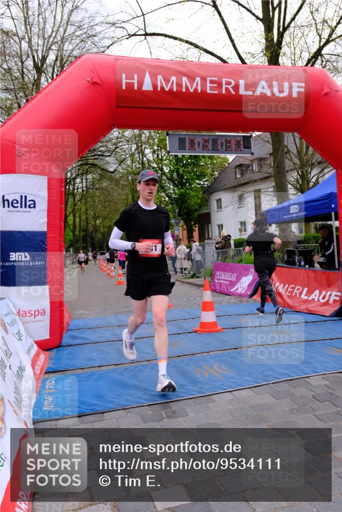 19.04.2026 - Hammer Lauf Tim E. http://msf.ph/oto/9534111 19.04.2026 10:36:38 Ziel 176, 431, 563, 1075, 1744, 1860 meine-sportfotos.de
