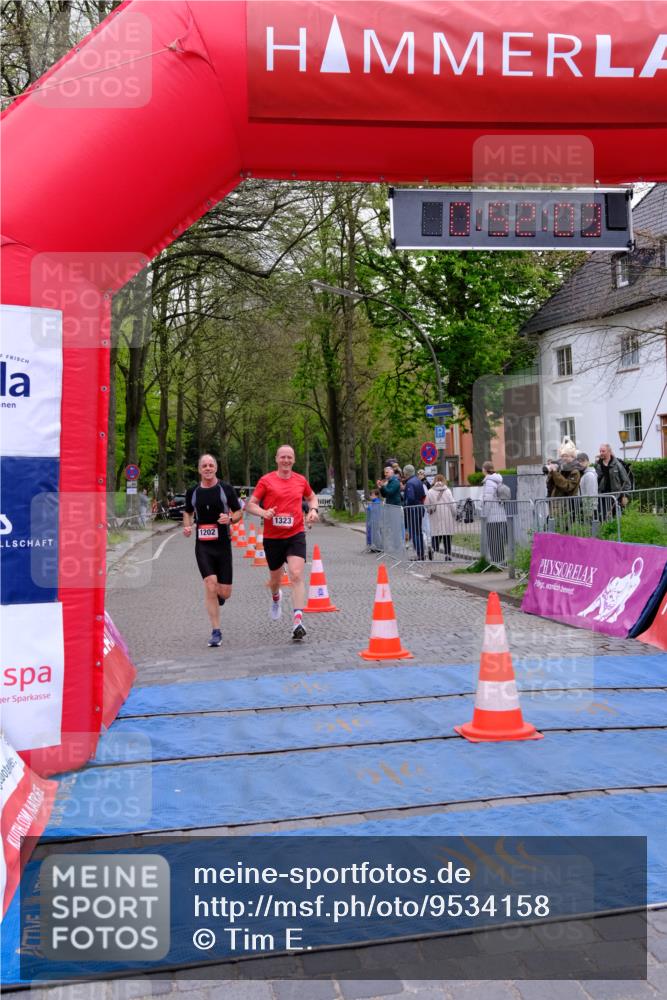 19.04.2026 - Hammer Lauf Tim E. http://msf.ph/oto/9534158 19.04.2026 10:37:10 Ziel 227, 241, 324, 325, 1202, 1215, 1216, 1323, 1772 meine-sportfotos.de