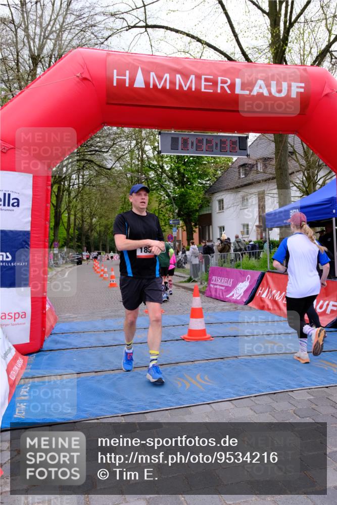 19.04.2026 - Hammer Lauf Tim E. http://msf.ph/oto/9534216 19.04.2026 10:37:44 Ziel 244, 753, 760, 804, 957, 1009, 1859 meine-sportfotos.de