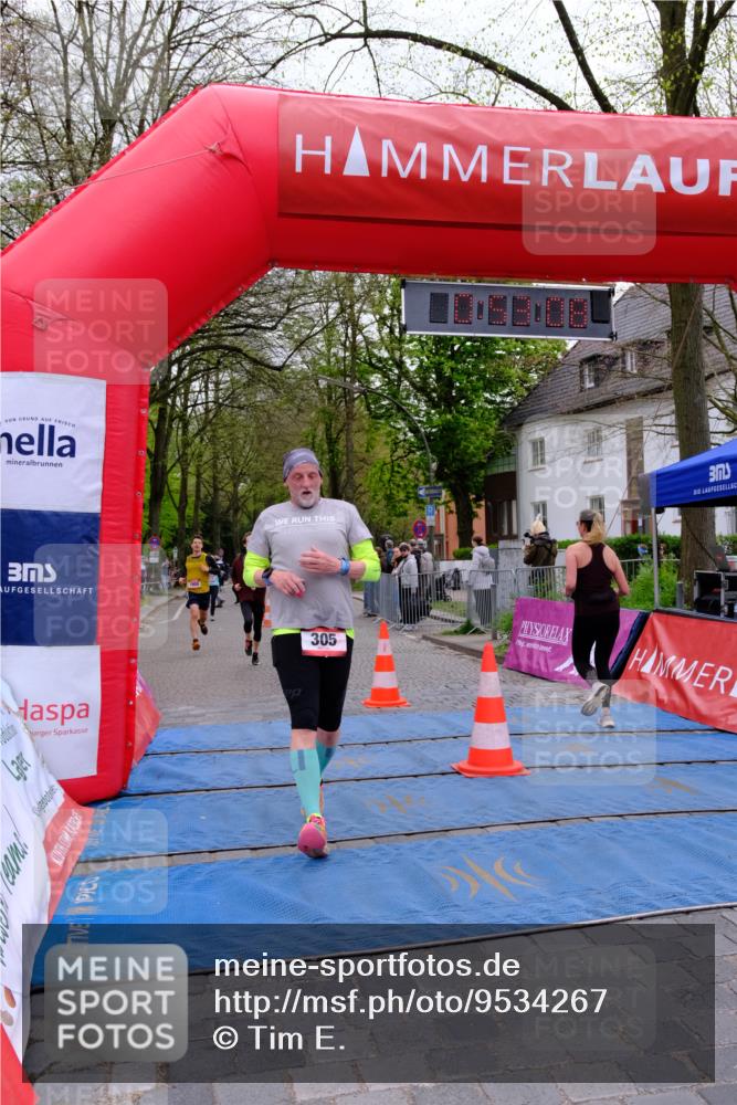 19.04.2026 - Hammer Lauf Tim E. http://msf.ph/oto/9534267 19.04.2026 10:38:16 Ziel 305, 963, 1900, 1901, 1926 meine-sportfotos.de
