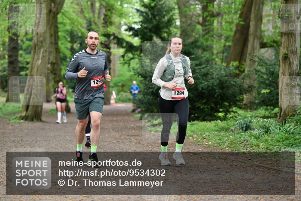 19.04.2026 - Hammer Lauf Dr. Thomas Lammeyer http://msf.ph/oto/9534302 19.04.2026 10:16:20 Laufen 1293, 1294 meine-sportfotos.de
