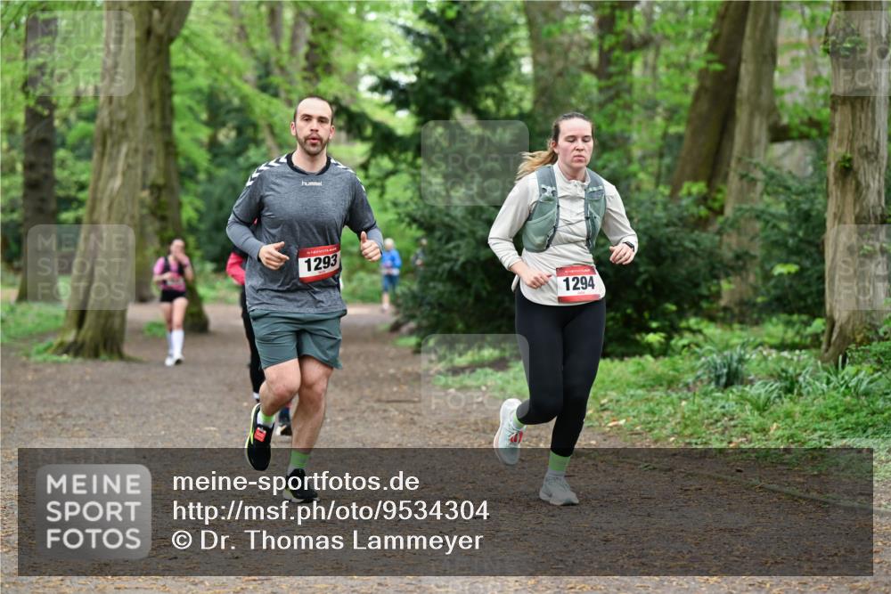 19.04.2026 - Hammer Lauf Dr. Thomas Lammeyer http://msf.ph/oto/9534304 19.04.2026 10:16:20 Laufen 1293, 1294 meine-sportfotos.de