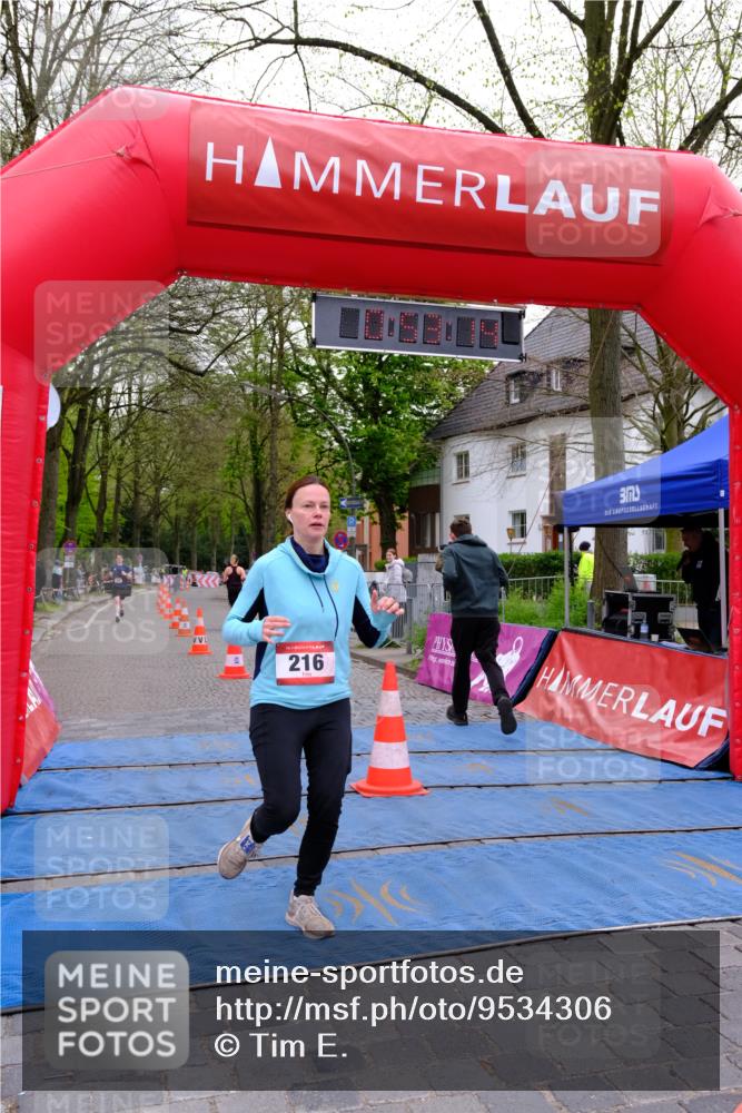19.04.2026 - Hammer Lauf Tim E. http://msf.ph/oto/9534306 19.04.2026 10:38:22 Ziel 216, 585, 1900, 1901, 1926 meine-sportfotos.de