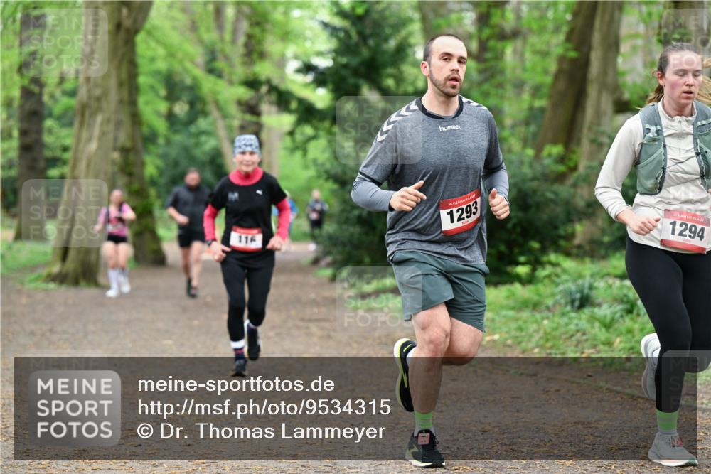 19.04.2026 - Hammer Lauf Dr. Thomas Lammeyer http://msf.ph/oto/9534315 19.04.2026 10:16:21 Laufen 1293, 1294 meine-sportfotos.de