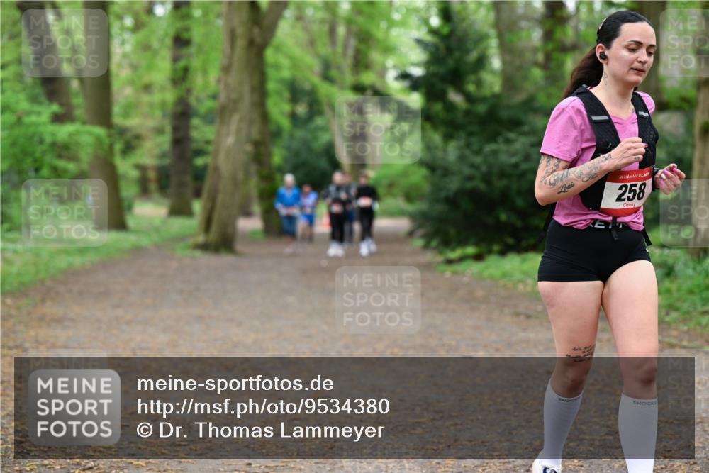 19.04.2026 - Hammer Lauf Dr. Thomas Lammeyer http://msf.ph/oto/9534380 19.04.2026 10:16:32 Laufen 258 meine-sportfotos.de