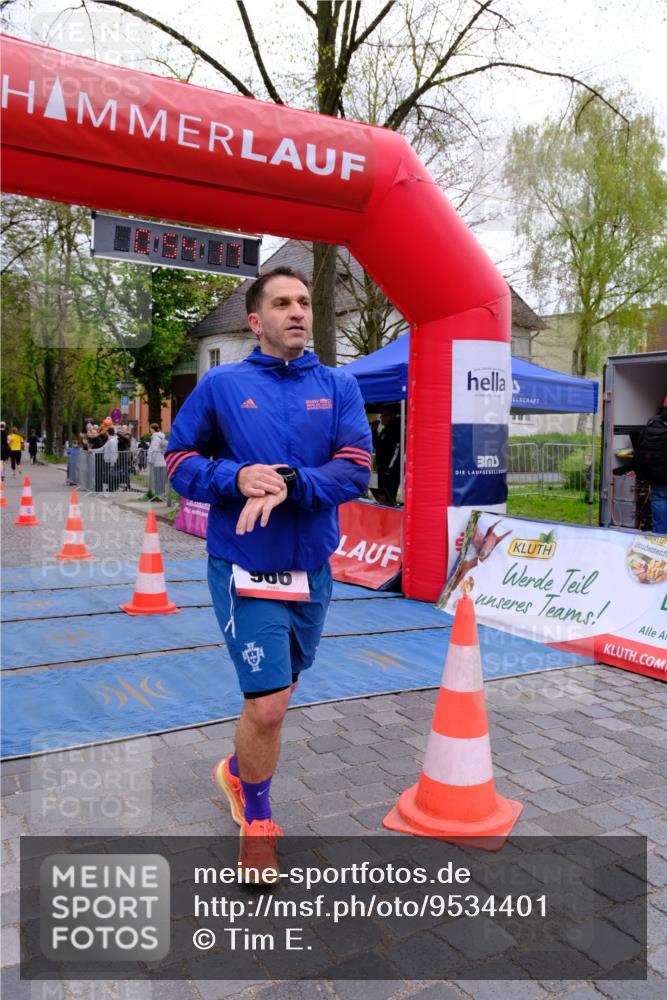 19.04.2026 - Hammer Lauf Tim E. http://msf.ph/oto/9534401 19.04.2026 10:39:25 Ziel 966 meine-sportfotos.de