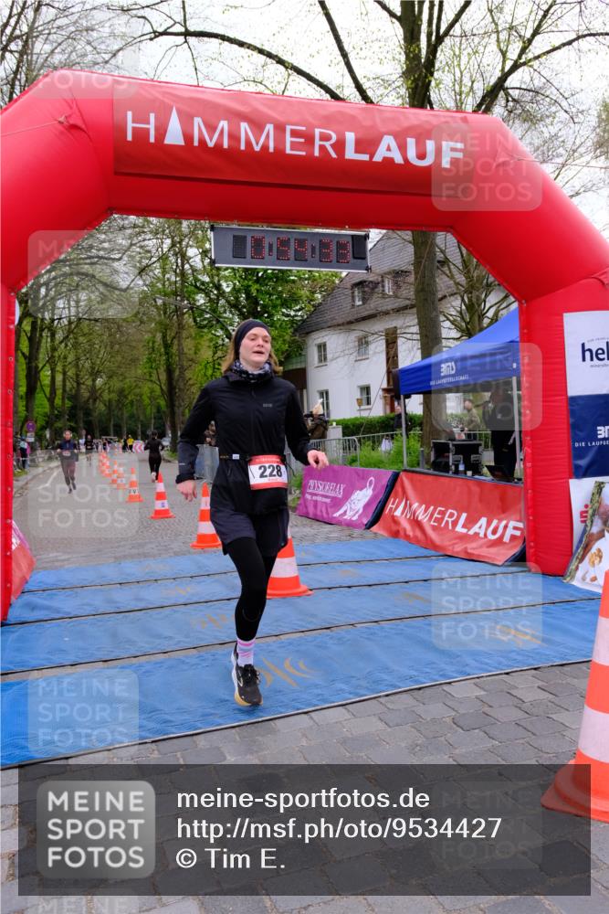 19.04.2026 - Hammer Lauf Tim E. http://msf.ph/oto/9534427 19.04.2026 10:39:40 Ziel 228, 329, 1074, 1736 meine-sportfotos.de