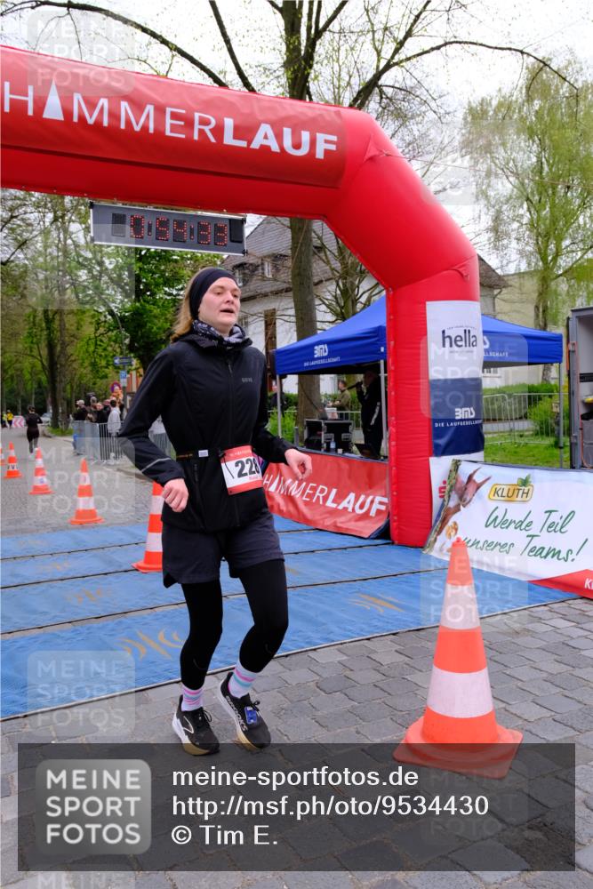 19.04.2026 - Hammer Lauf Tim E. http://msf.ph/oto/9534430 19.04.2026 10:39:41 Ziel 190, 228, 329, 1736 meine-sportfotos.de